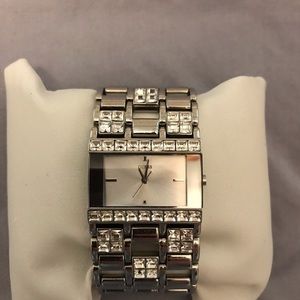 Worn 2x- GUESS WATCH W/ Swarovski crystals!
